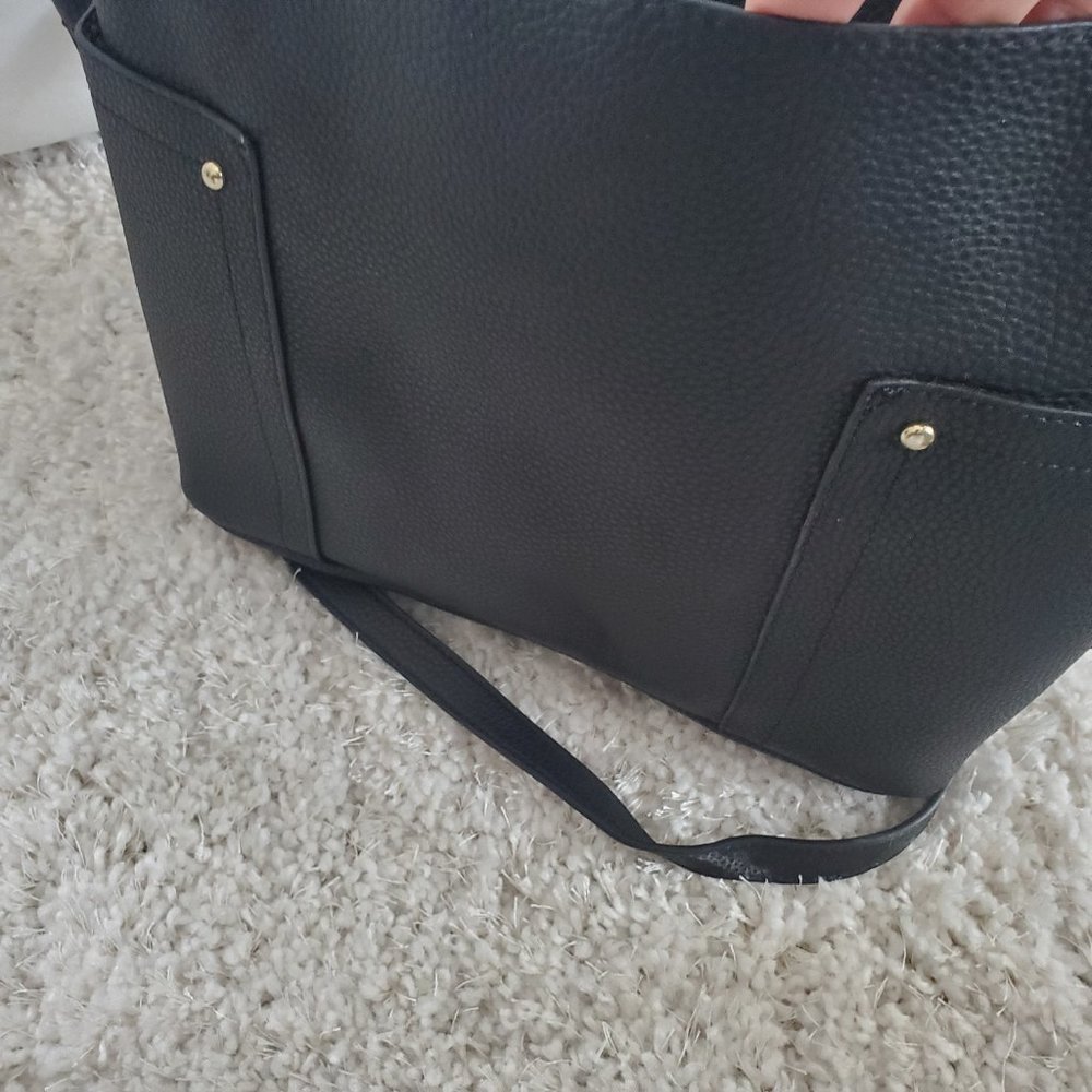 Steve Madden Black Bag w/Snakeskin Interior and Coin Purse - Picture 15 of 16